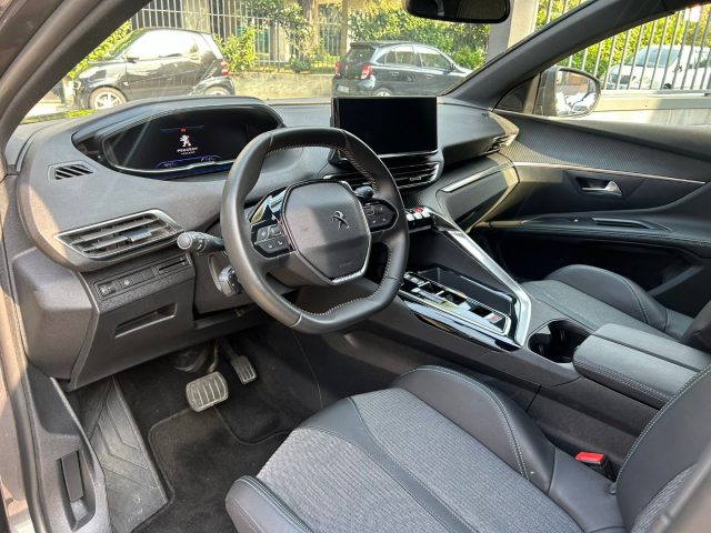 PEUGEOT 5008 usata, con Cerchi in lega