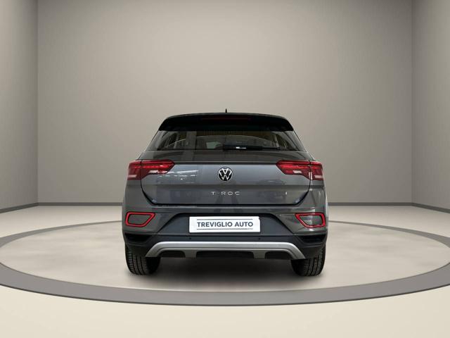 VOLKSWAGEN T-Roc usata, con Autoradio