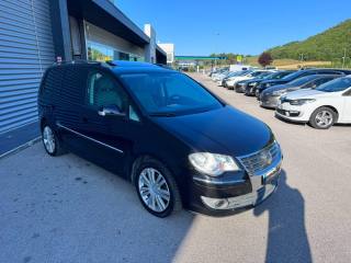 VOLKSWAGEN Touran usata, con Airbag laterali