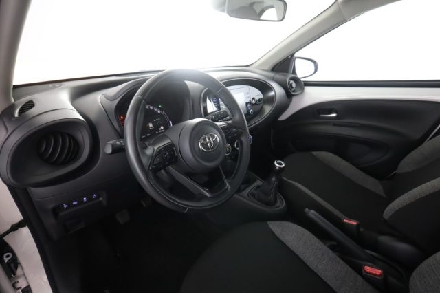 TOYOTA Aygo X usata 7