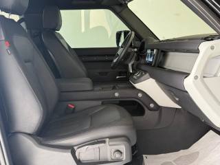 LAND ROVER Defender usata, con Cruise Control