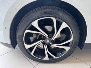 RENAULT Grand Scenic usata, con Sensori di parcheggio posteriori