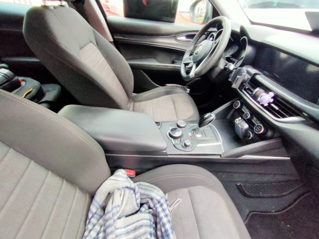 ALFA ROMEO Stelvio usata, con Fari Xenon