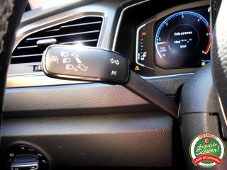 VOLKSWAGEN T-Roc usata, con Luci diurne LED