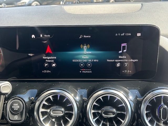 MERCEDES-BENZ GLA 200 usata, con Cerchi in lega