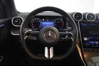 MERCEDES-BENZ GLC 220 usata 4