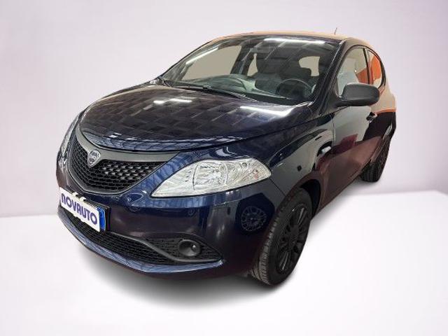 LANCIA Ypsilon usata, con ABS