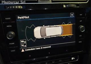 VOLKSWAGEN Golf Variant usata, con Park Distance Control