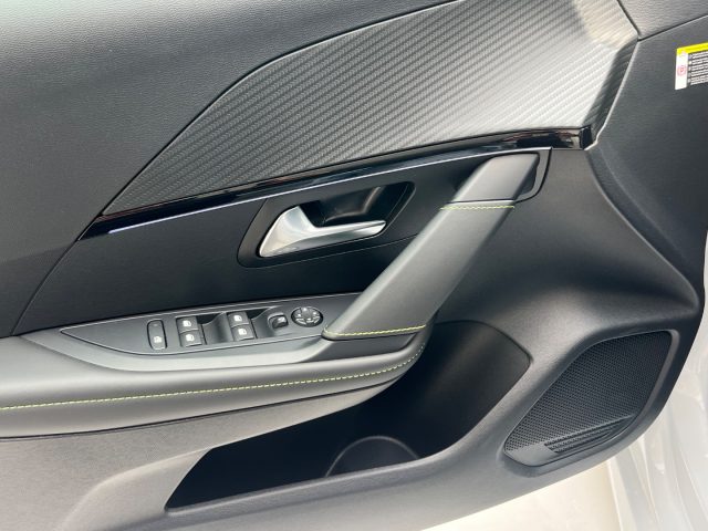 PEUGEOT 208 usata, con Vivavoce