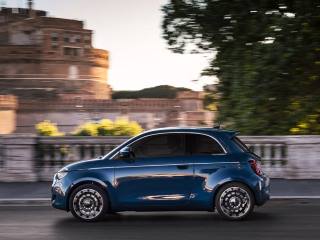 FIAT 500e Berlina 42 kWh Icon Business Opening Edition