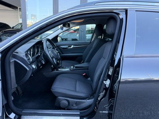 MERCEDES-BENZ C 220 usata, con Controllo automatico clima