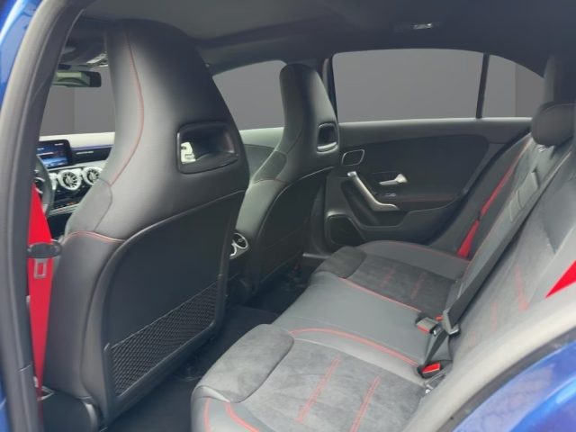 MERCEDES-BENZ A 45 S AMG usata, con Park Distance Control