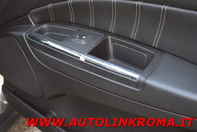 LANCIA Delta usata, con USB