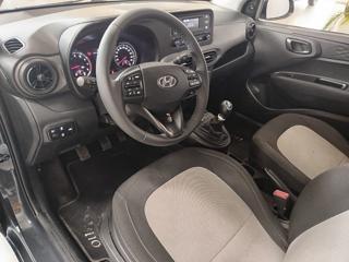 HYUNDAI i10 usata, con Autoradio
