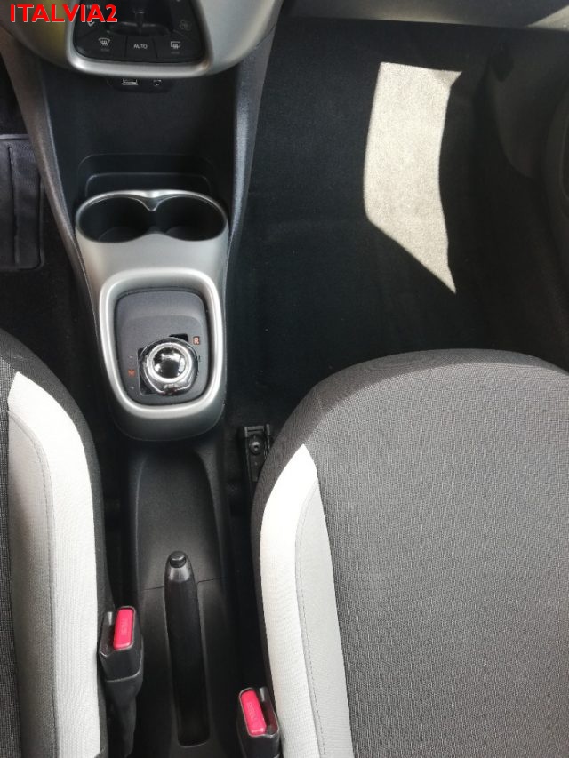 TOYOTA Aygo usata, con Servosterzo