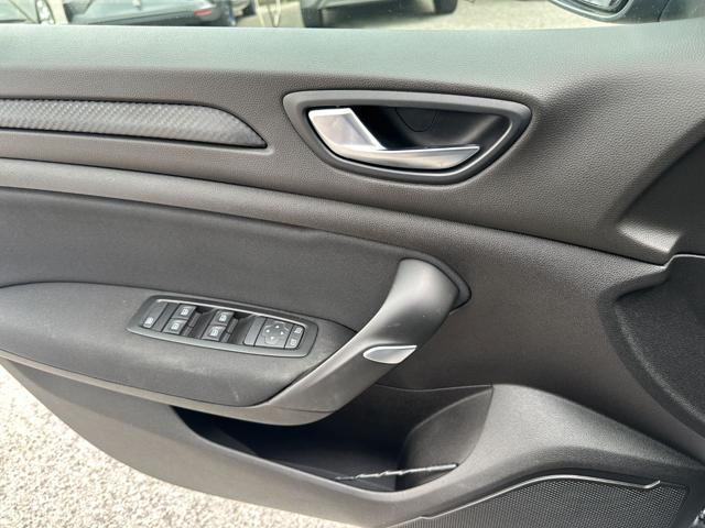 RENAULT Megane usata, con Cerchi in lega
