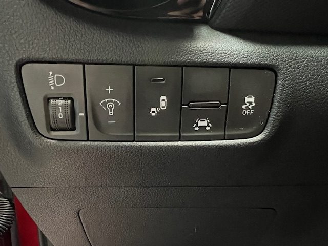HYUNDAI Kona usata, con Climatizzatore
