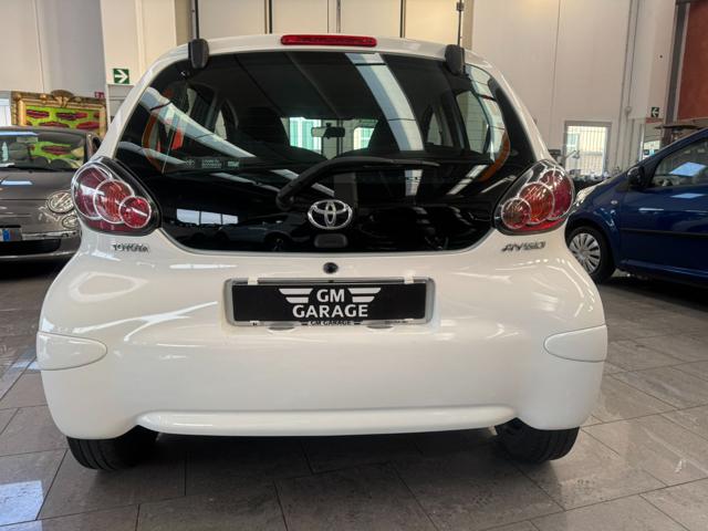 TOYOTA Aygo usata, con Kit fumatori