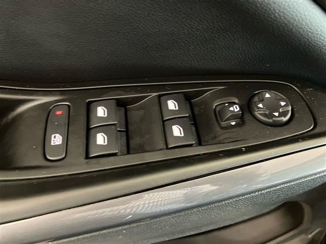 OPEL Grandland X usata 28