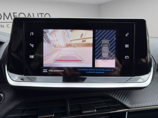 PEUGEOT 2008 usata, con Sedile posteriore sdoppiato