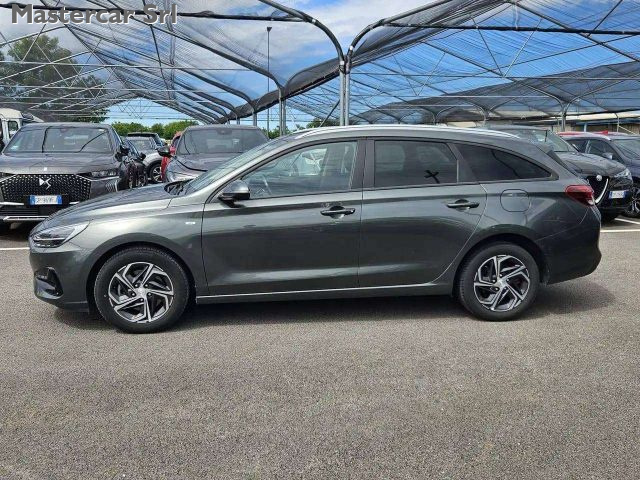 HYUNDAI i30 usata, con Airbag laterali