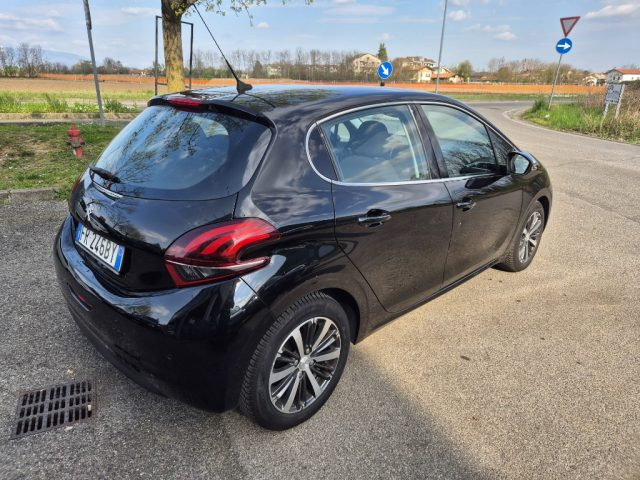 PEUGEOT 208 usata, con Airbag Passeggero