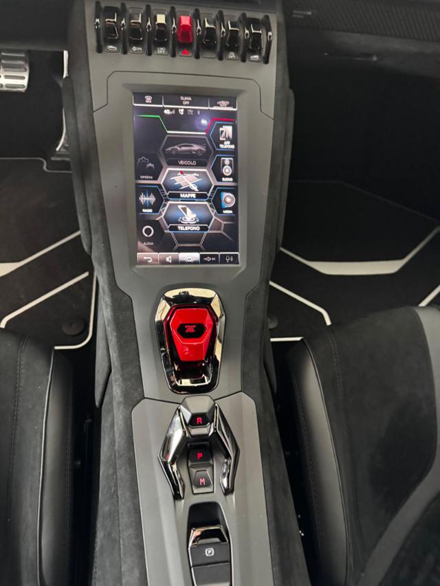 LAMBORGHINI Huracan usata 27