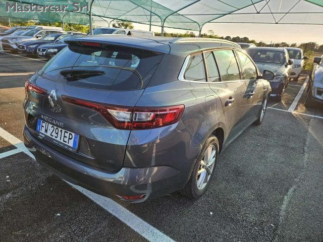 RENAULT Megane usata, con Autoradio