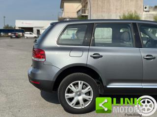 VOLKSWAGEN Touareg usata, con Touch screen