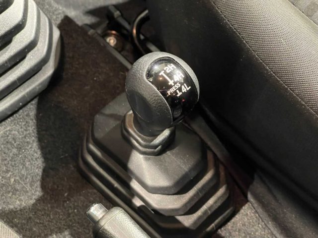 SUZUKI Jimny usata, con Specchietti laterali elettrici