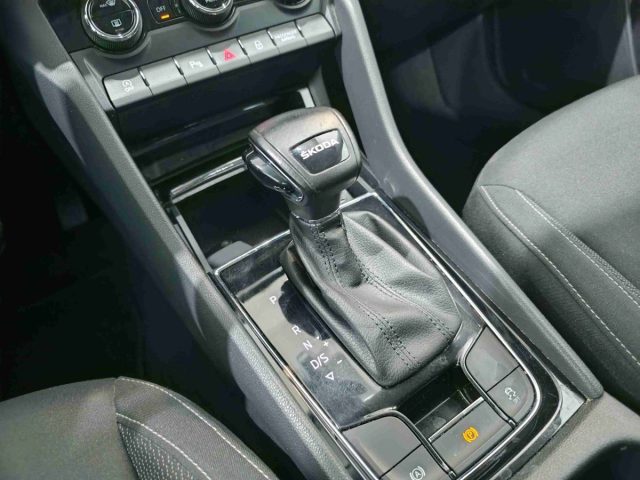 SKODA Karoq usata, con ESP