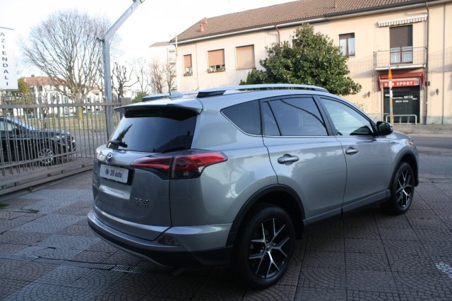 TOYOTA RAV 4 MY23 usata, con Chiusura centralizzata