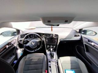 VOLKSWAGEN Golf usata, con Controllo trazione