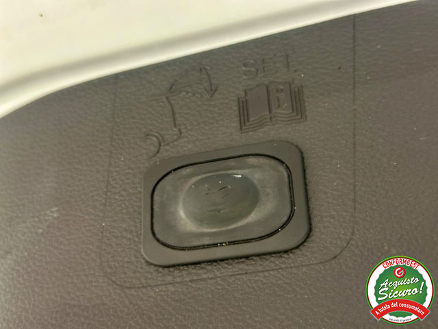 FORD Kuga usata, con Portellone posteriore elettrico