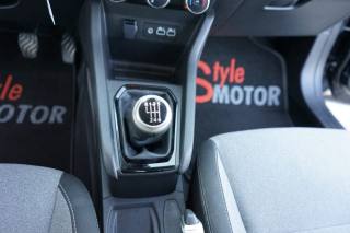 RENAULT Clio usata, con Sedile posteriore sdoppiato
