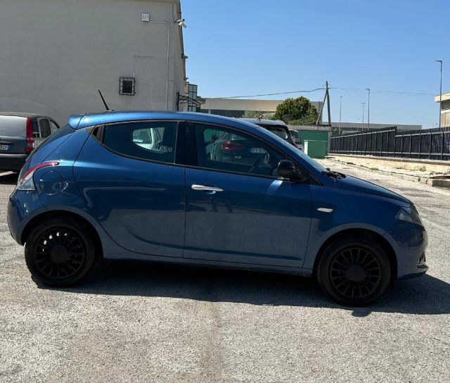 LANCIA Ypsilon usata, con Airbag