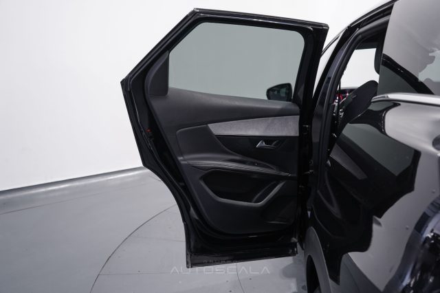 PEUGEOT 3008 usata 26