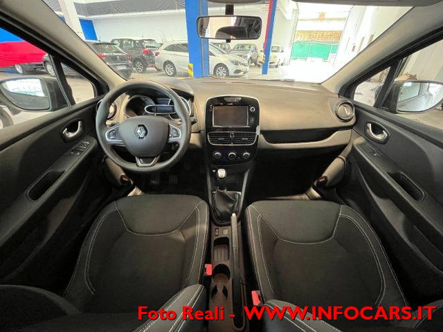 RENAULT Clio usata, con Park Distance Control
