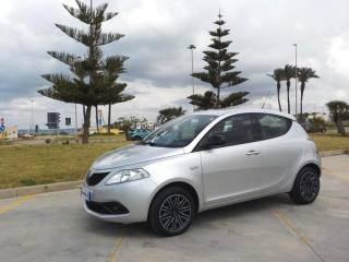 LANCIA Ypsilon usata, con Boardcomputer
