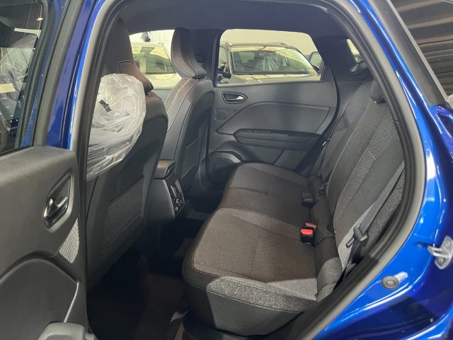 RENAULT Captur usata, con Volante in pelle
