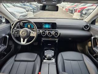 MERCEDES-BENZ CLA 200 usata, con Chiusura centralizzata