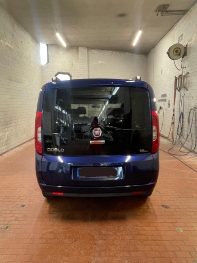 FIAT Doblo usata, con Sedile posteriore sdoppiato