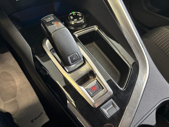 PEUGEOT 3008 usata, con Fendinebbia