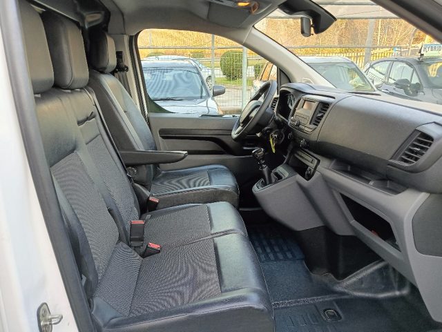 PEUGEOT Expert usata, con USB