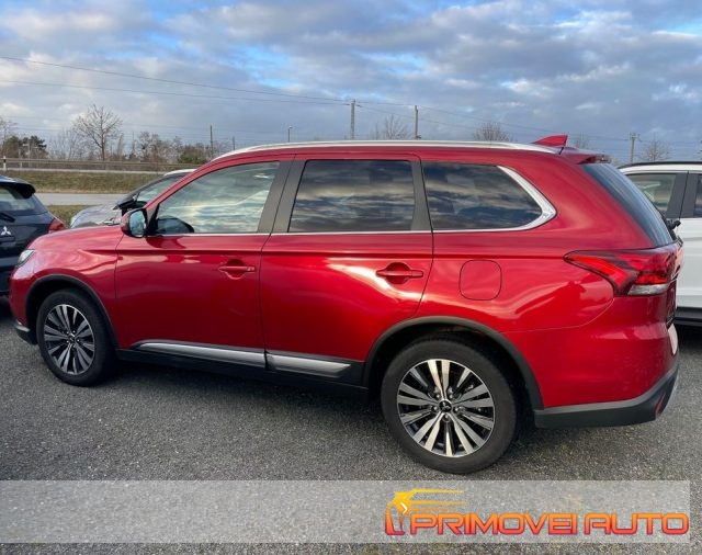 MITSUBISHI Outlander usata, con Climatizzatore