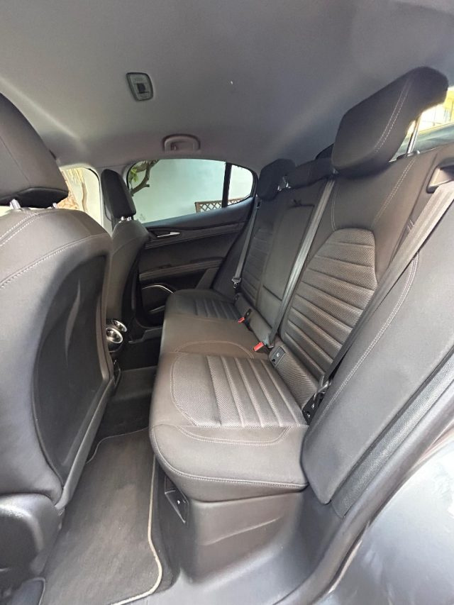ALFA ROMEO Stelvio usata, con Chiusura centralizzata