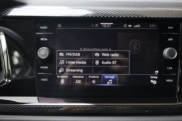 VOLKSWAGEN Taigo usata 51