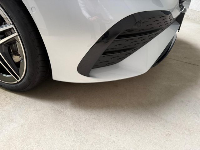 MERCEDES-BENZ A 180 usata, con Fendinebbia