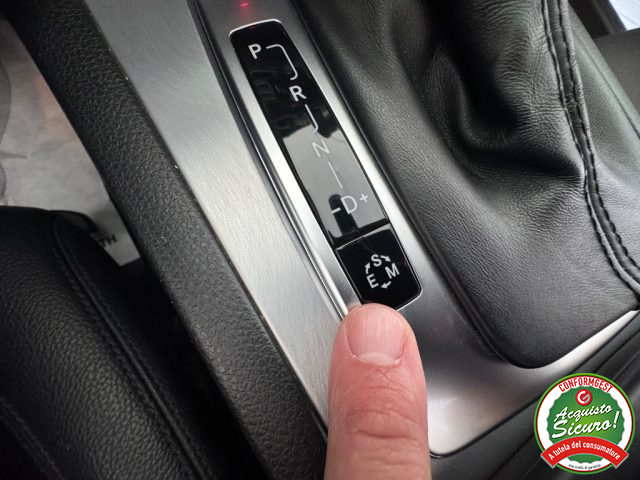 MERCEDES-BENZ E 220 usata, con Interni in pelle