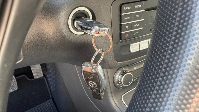 MERCEDES-BENZ B 180 usata, con Sensore di luce